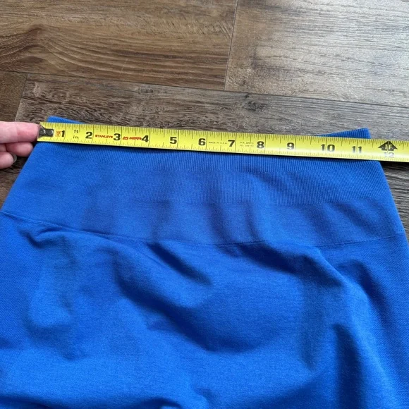 Alphalete Medium booty enhancing Blue Leggings